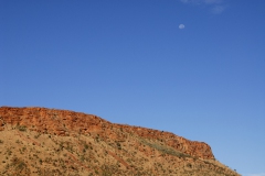 OZ0315-100720